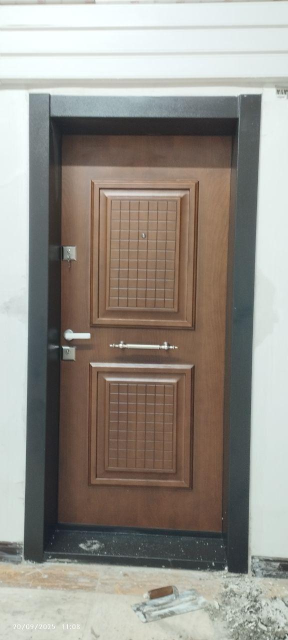 نصب درب ساختمان - رضا بیگی راد  نصبینو