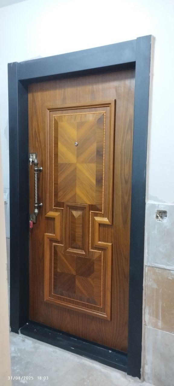 نصب درب ساختمان - رضا بیگی راد  نصبینو